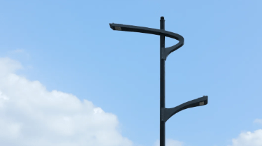 裝載物聯(lián)卡的智慧路燈有哪些功能？